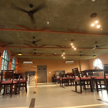 Chandan Kasturi Resort Dariawad Luaran gambar