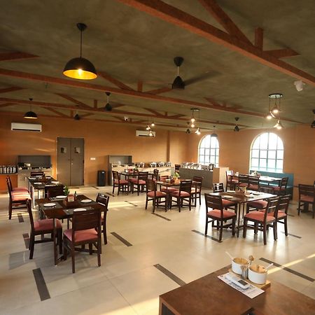 Chandan Kasturi Resort Dariawad Luaran gambar