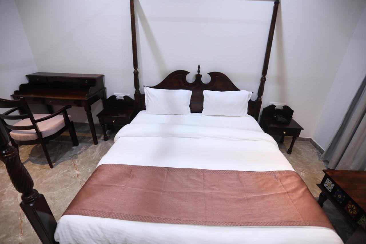 Chandan Kasturi Resort Dariawad Luaran gambar